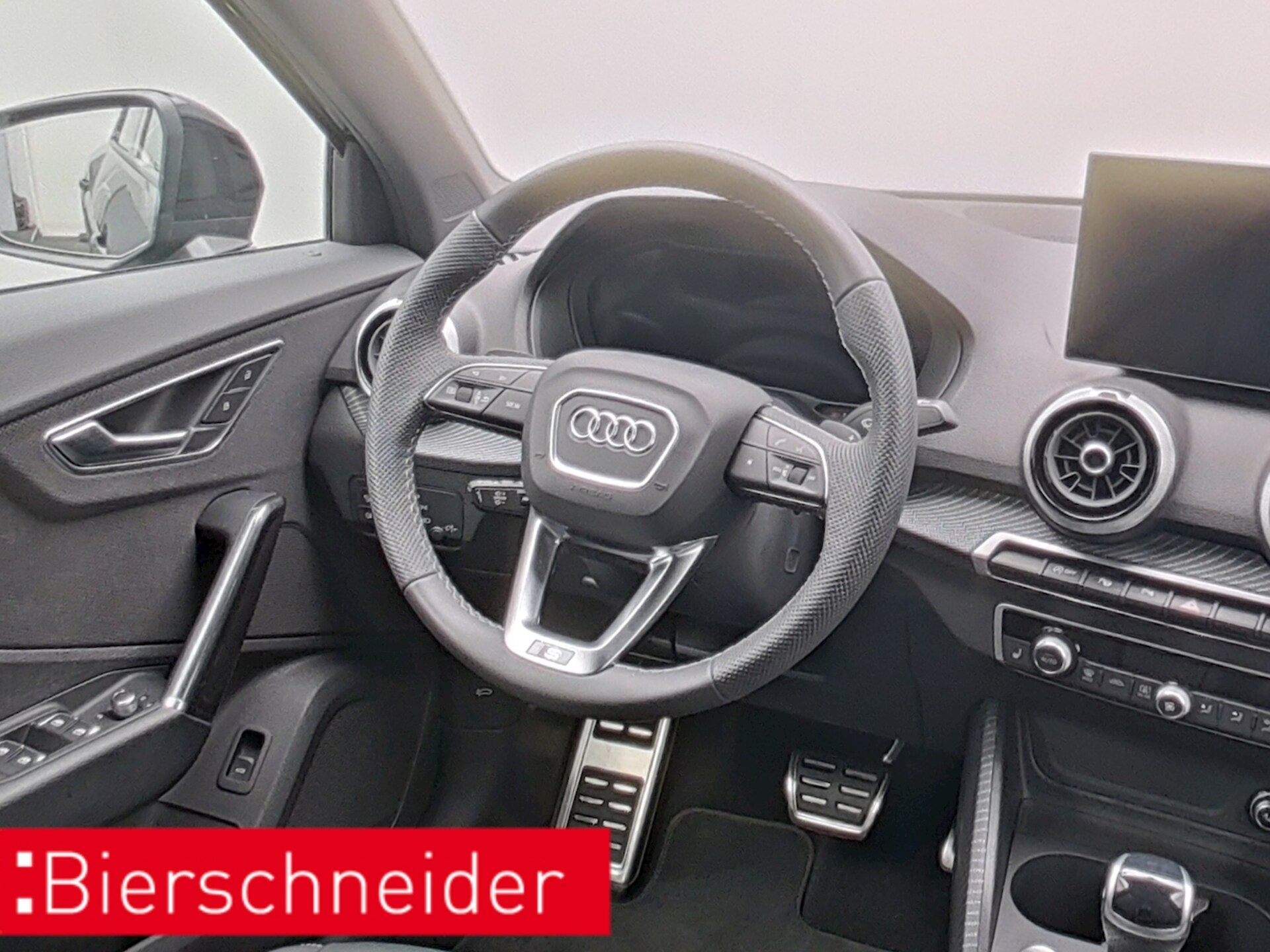 Audi Q2 S line