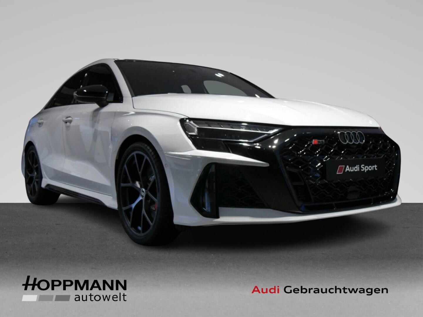 Bild über Audi RS 3 Limousine TFSI quattro 294 kW S tronic - für weitere Informationen kontaktieren Sie den Audi Partner