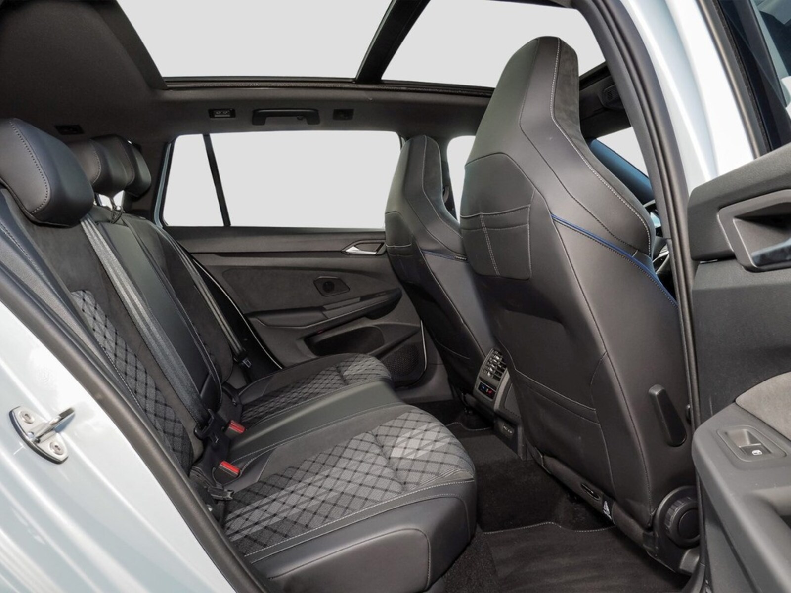 Volkswagen Golf Variant – Bild 11