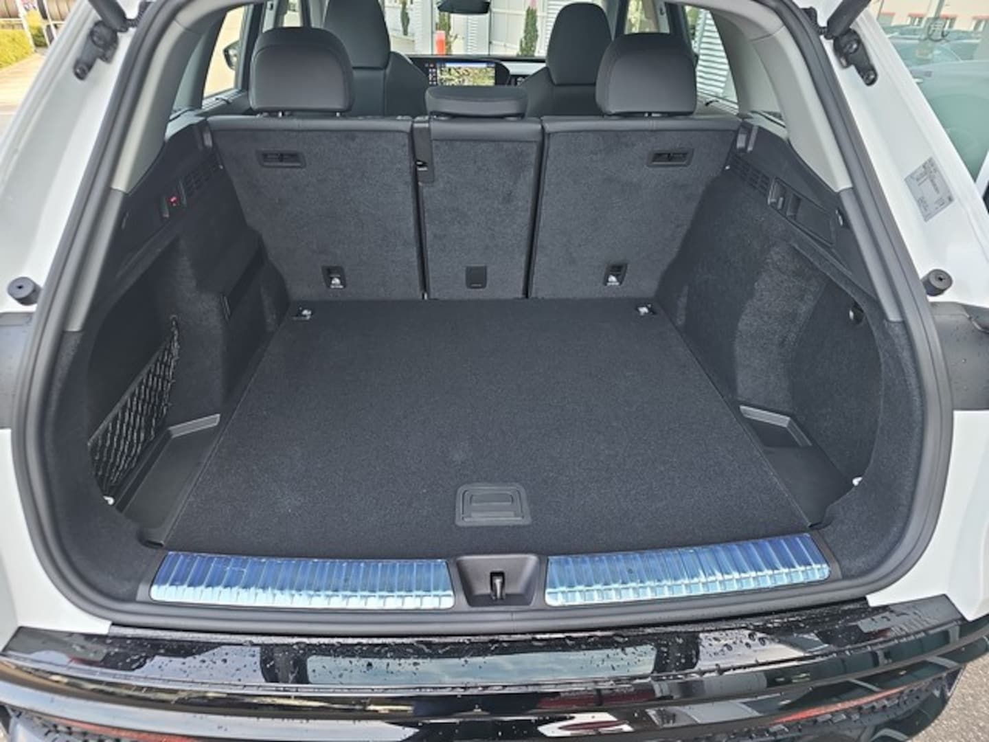 Bild über Audi Q5 SUV TDI quattro 150 kW S tronic - für weitere Informationen kontaktieren Sie den Audi Partner