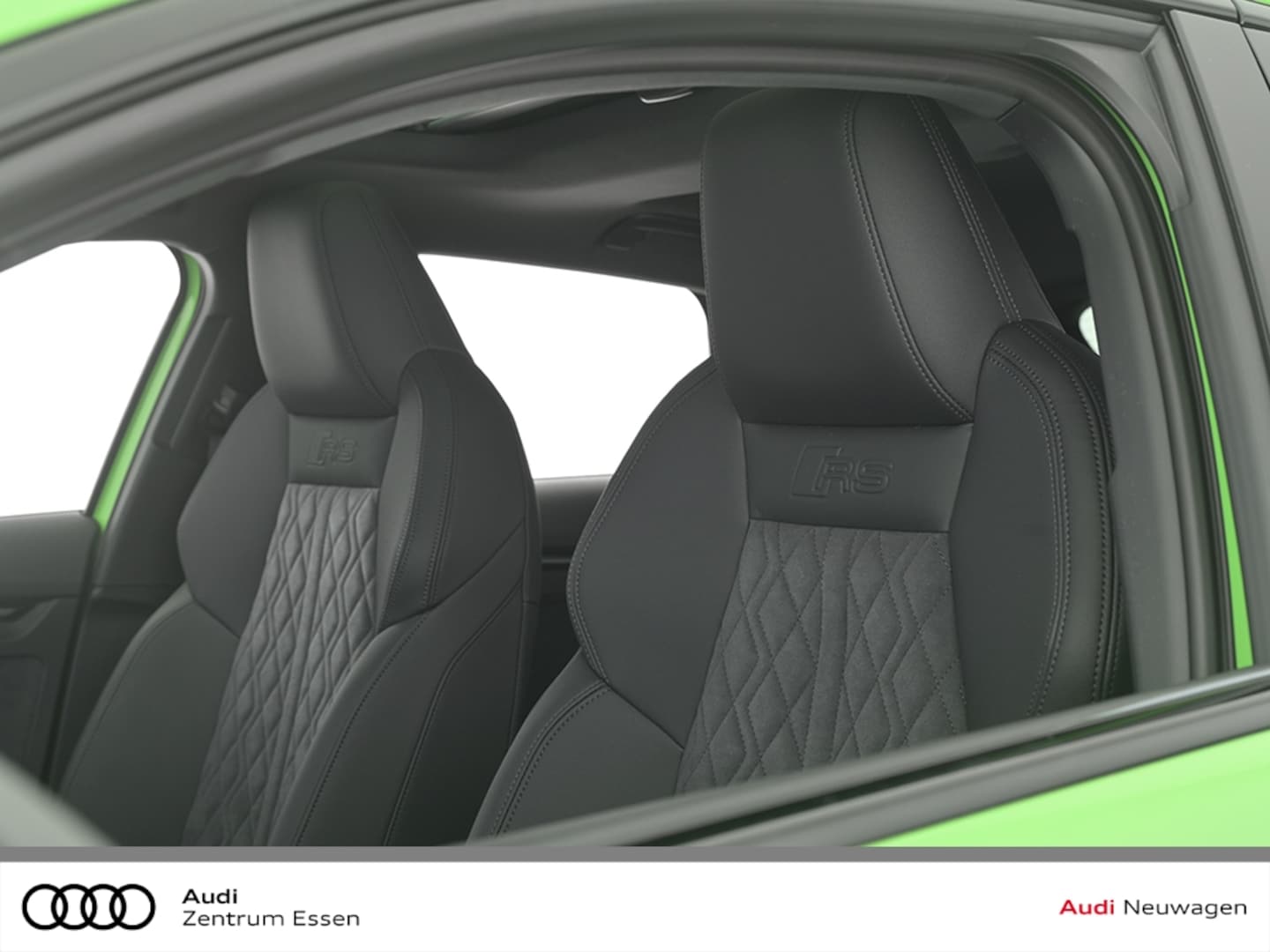 Bild über Audi RS 3 Sportback TFSI quattro 294 kW S tronic - für weitere Informationen kontaktieren Sie den Audi Partner