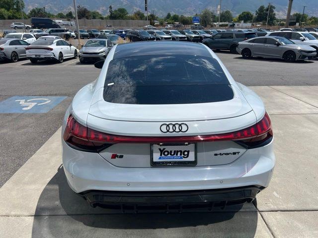 2022 Audi RS e-tron GT