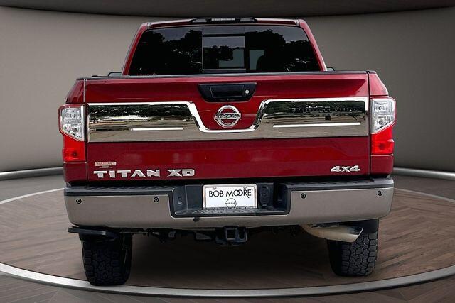 2017 Nissan