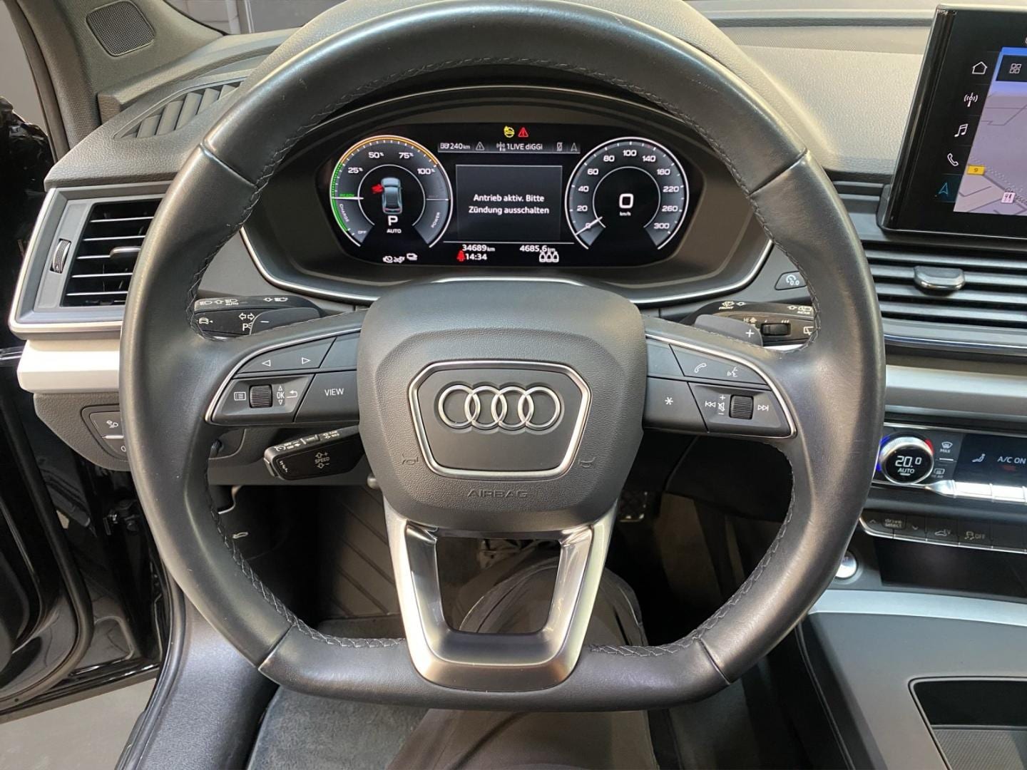 Bild über Audi Q5 TFSI e S line 50 TFSI e quattro S tronic - für weitere Informationen kontaktieren Sie den Audi Partner