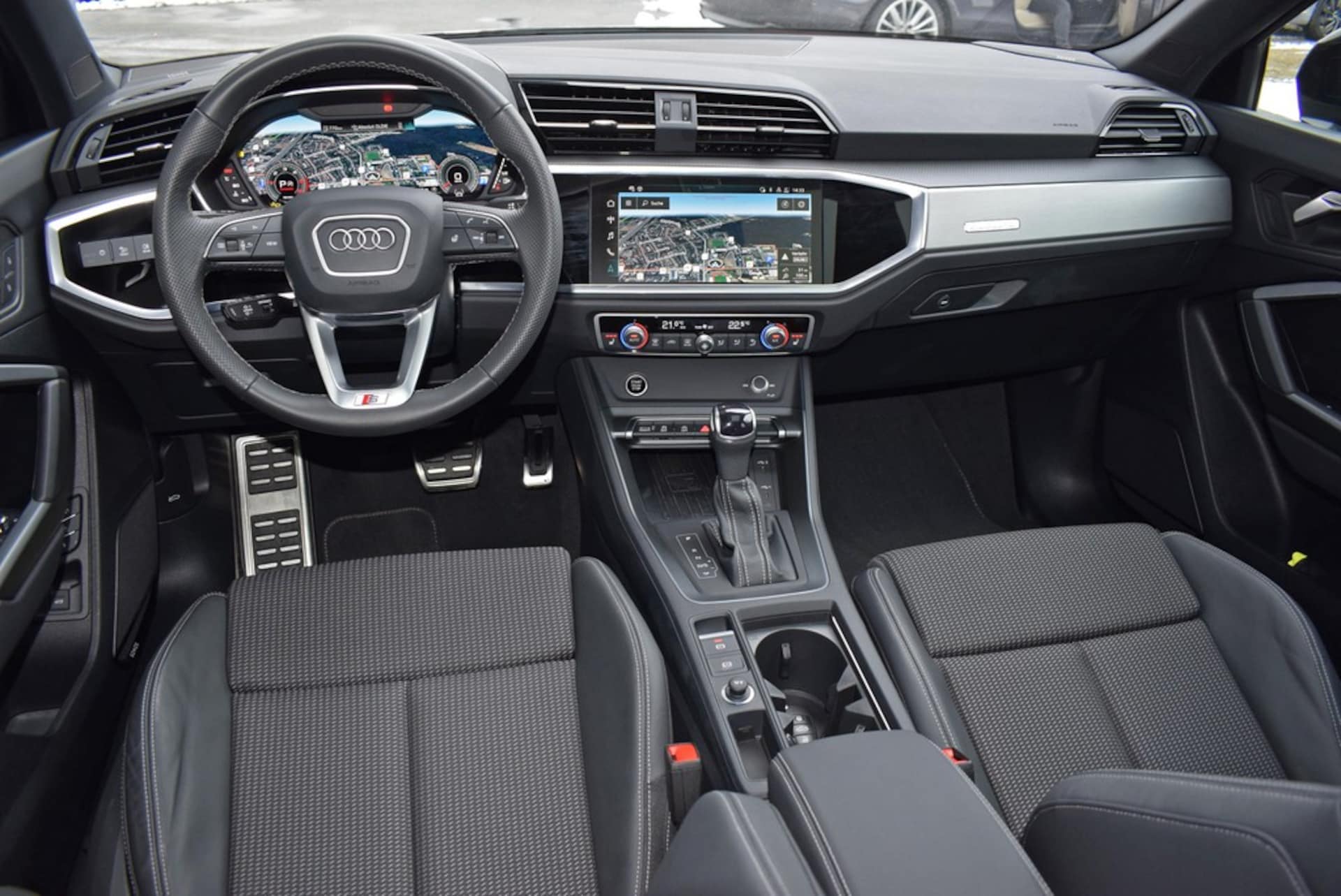 Audi Q3 Sportback S line