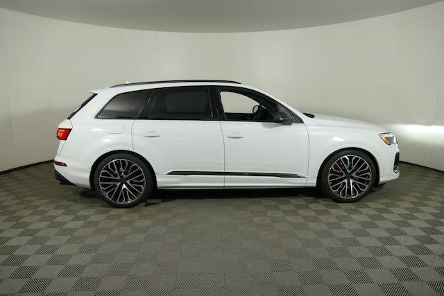 2026 Audi SQ7