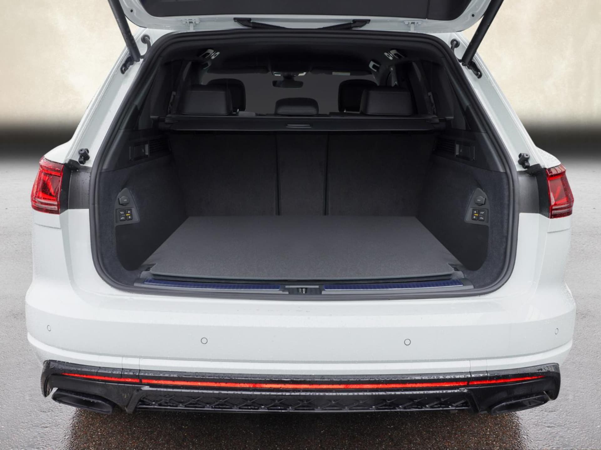 Volkswagen Touareg R