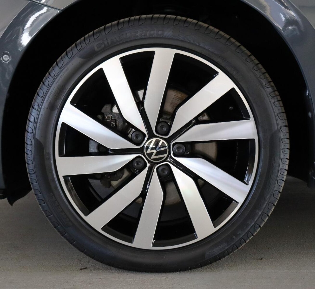 Volkswagen Touran – Bild 5