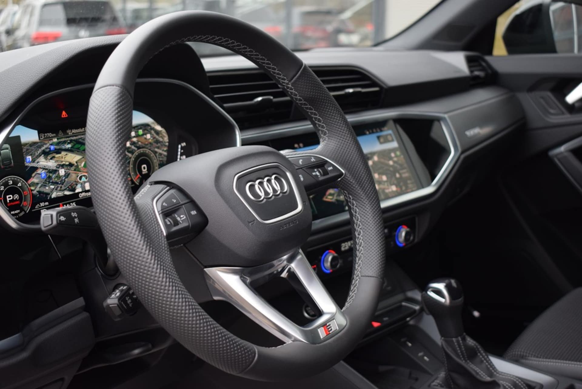 Audi Q3 Sportback S line
