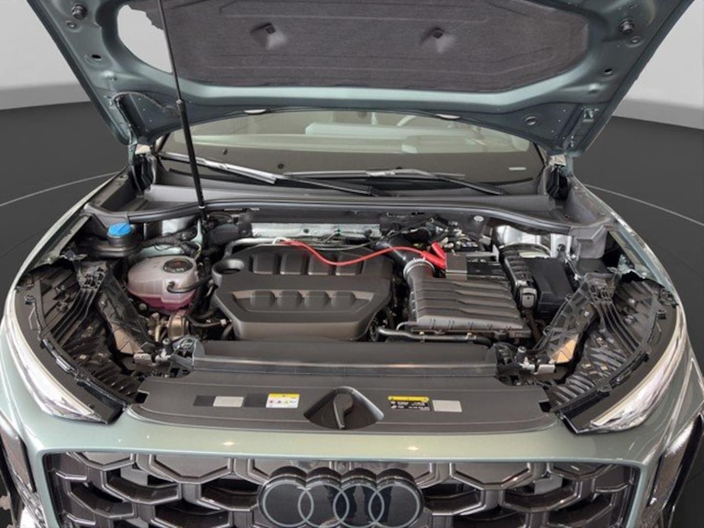 Bild über Audi Q3 SUV TFSI quattro 195 kW S tronic - für weitere Informationen kontaktieren Sie den Audi Partner
