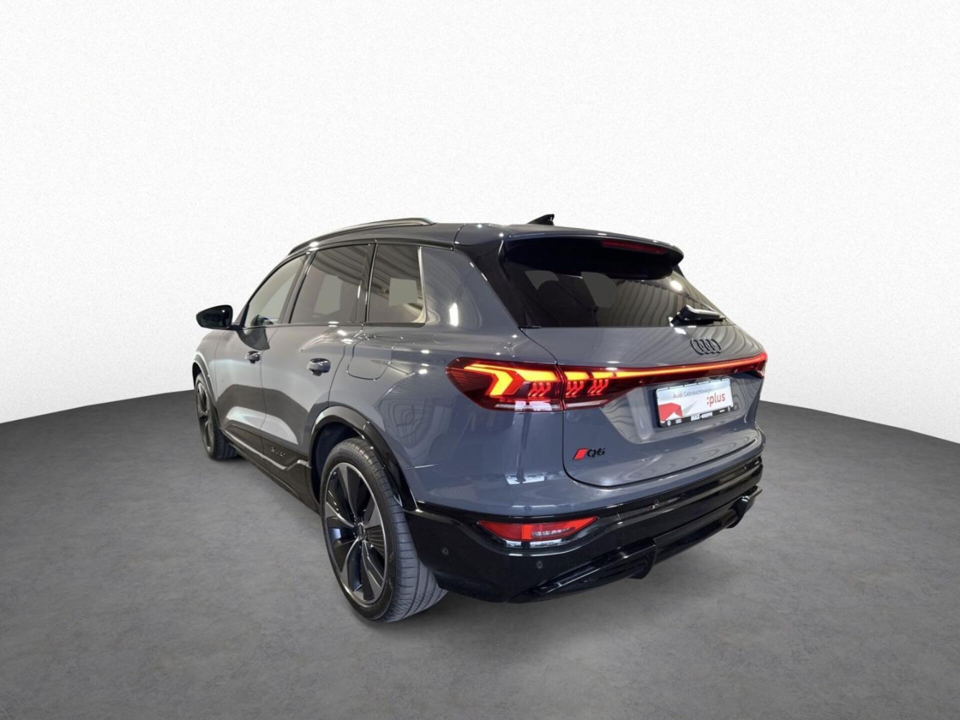 Audi Q6 SUV e-tron