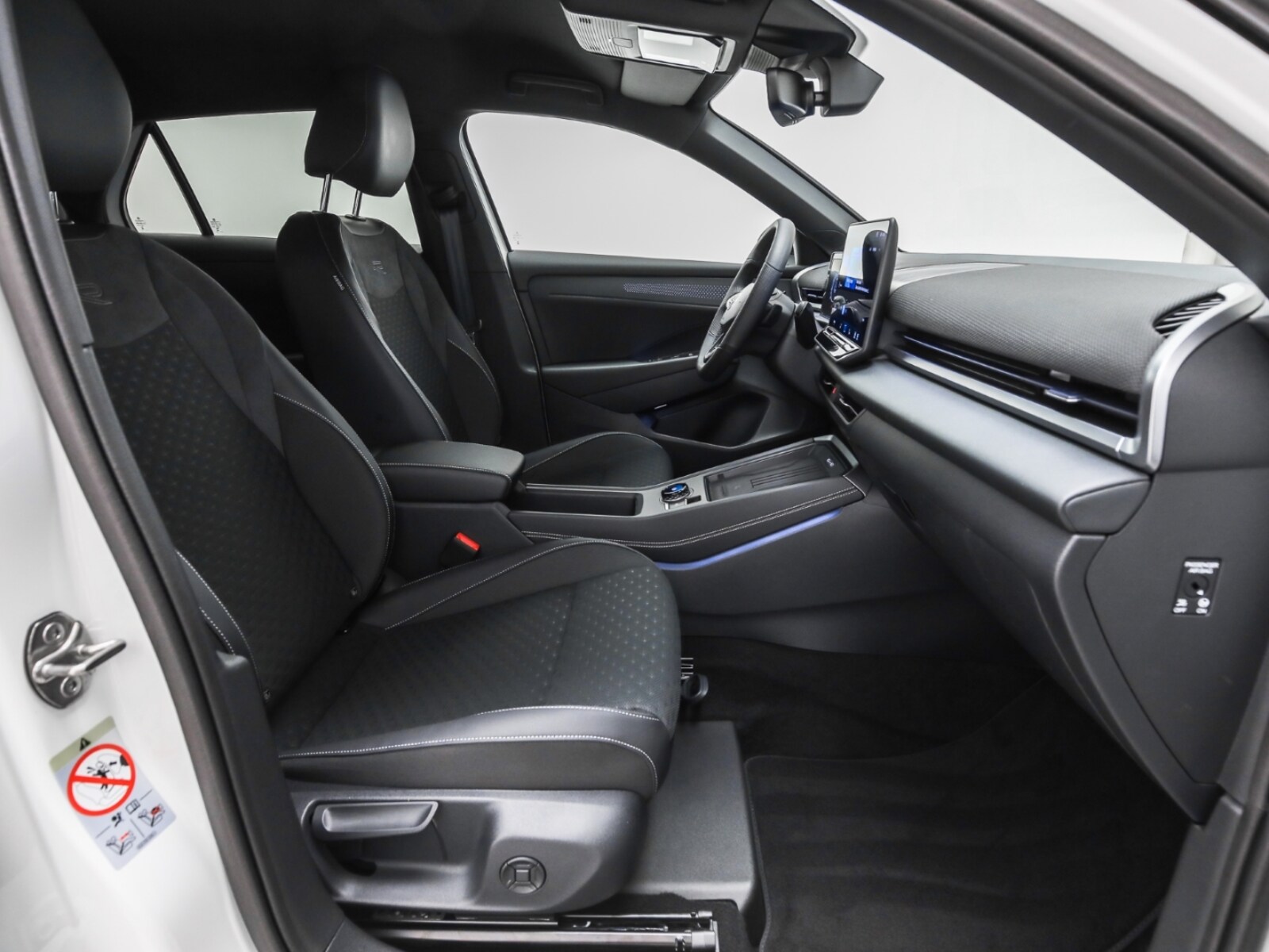 Volkswagen T-Roc – Bild 11