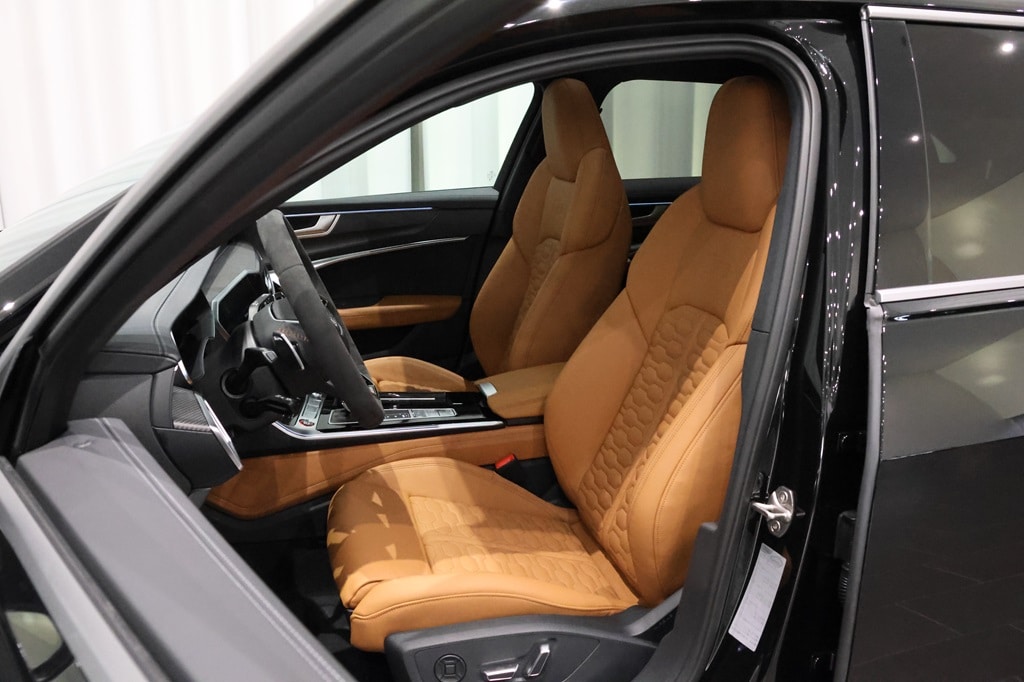 Bild som visar Audi RS 6 Avant RS 6 Avant performance 630 hk tiptronic - för mer information kontakta din Audi Partner