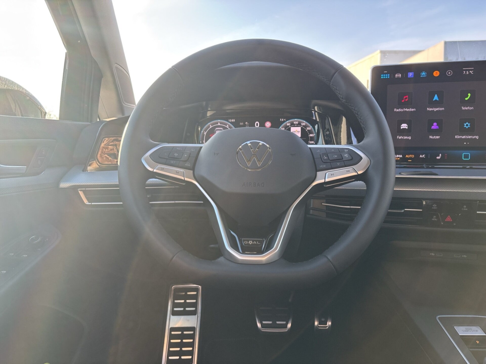 Volkswagen Golf Life