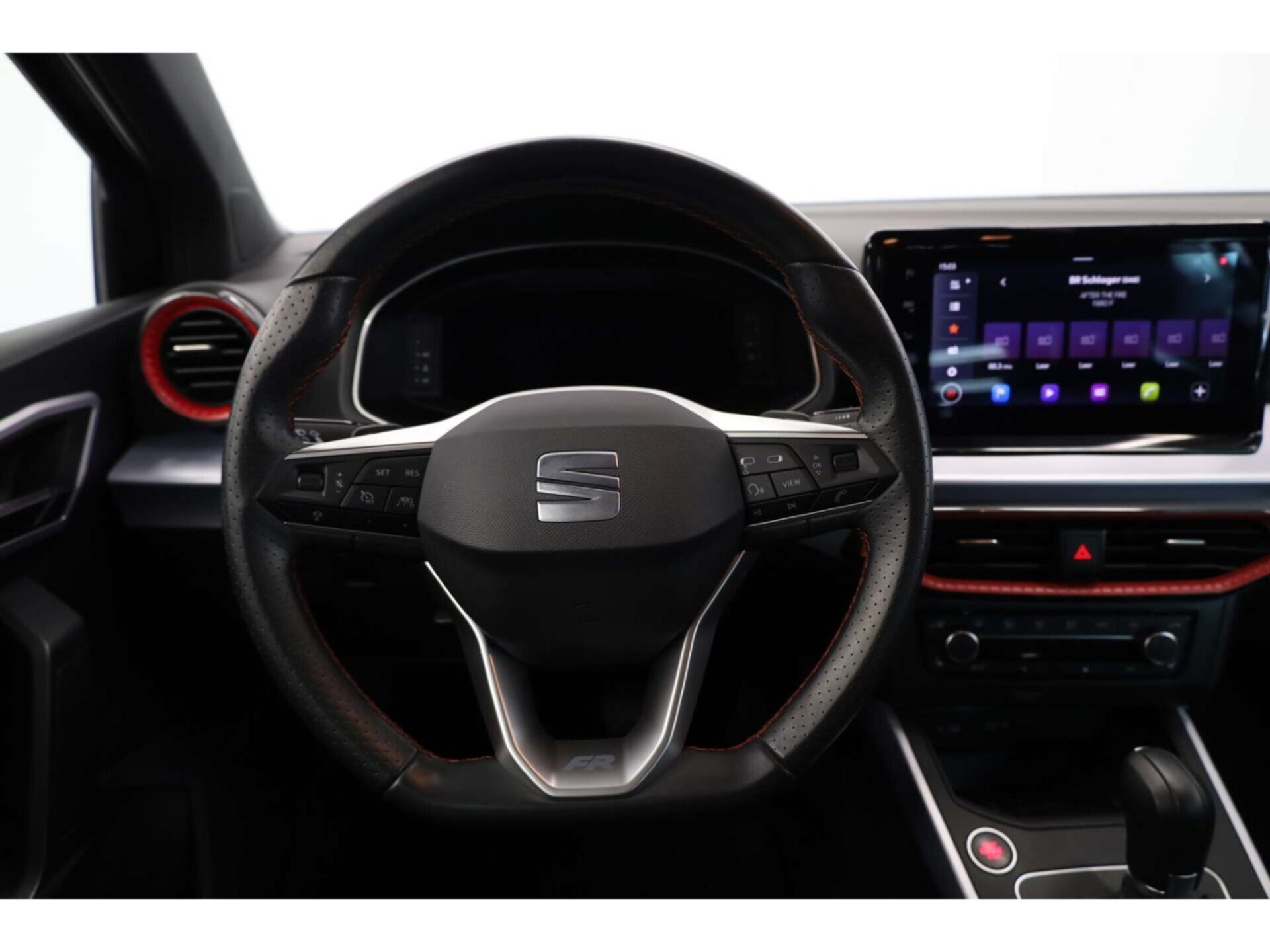 SEAT Arona FR