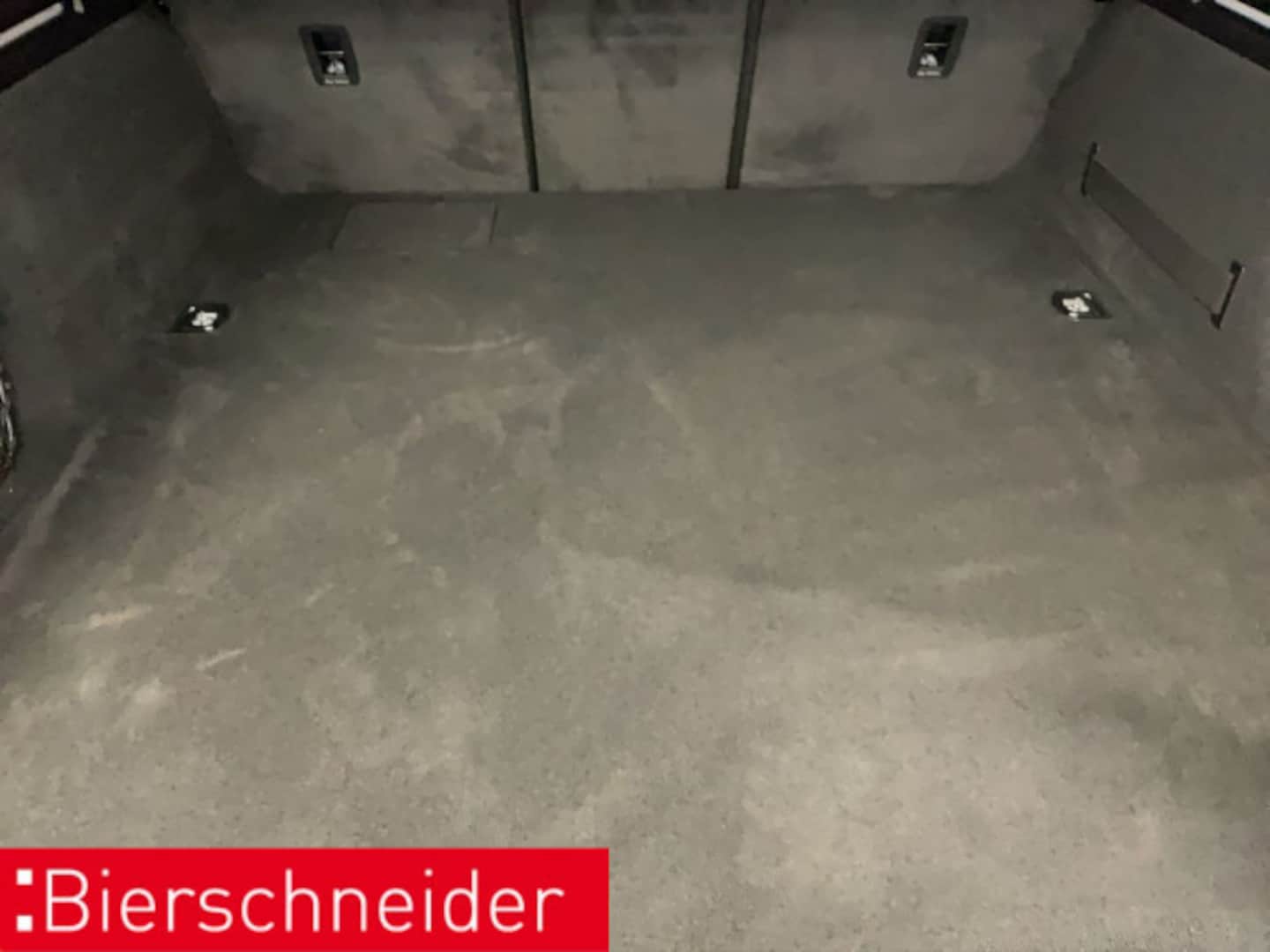 Bild über Audi A6 Avant TFSI e S line 55 TFSI e quattro S tronic - für weitere Informationen kontaktieren Sie den Audi Partner