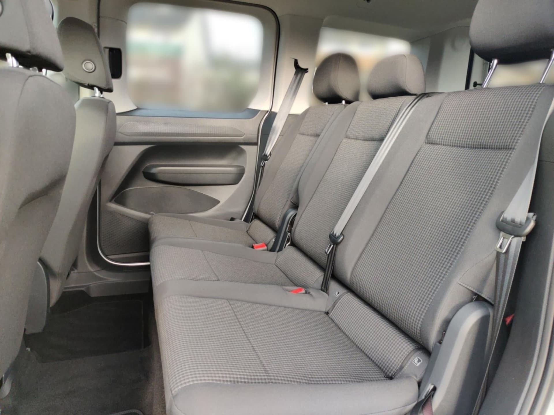 Volkswagen Caddy Basis-Modell