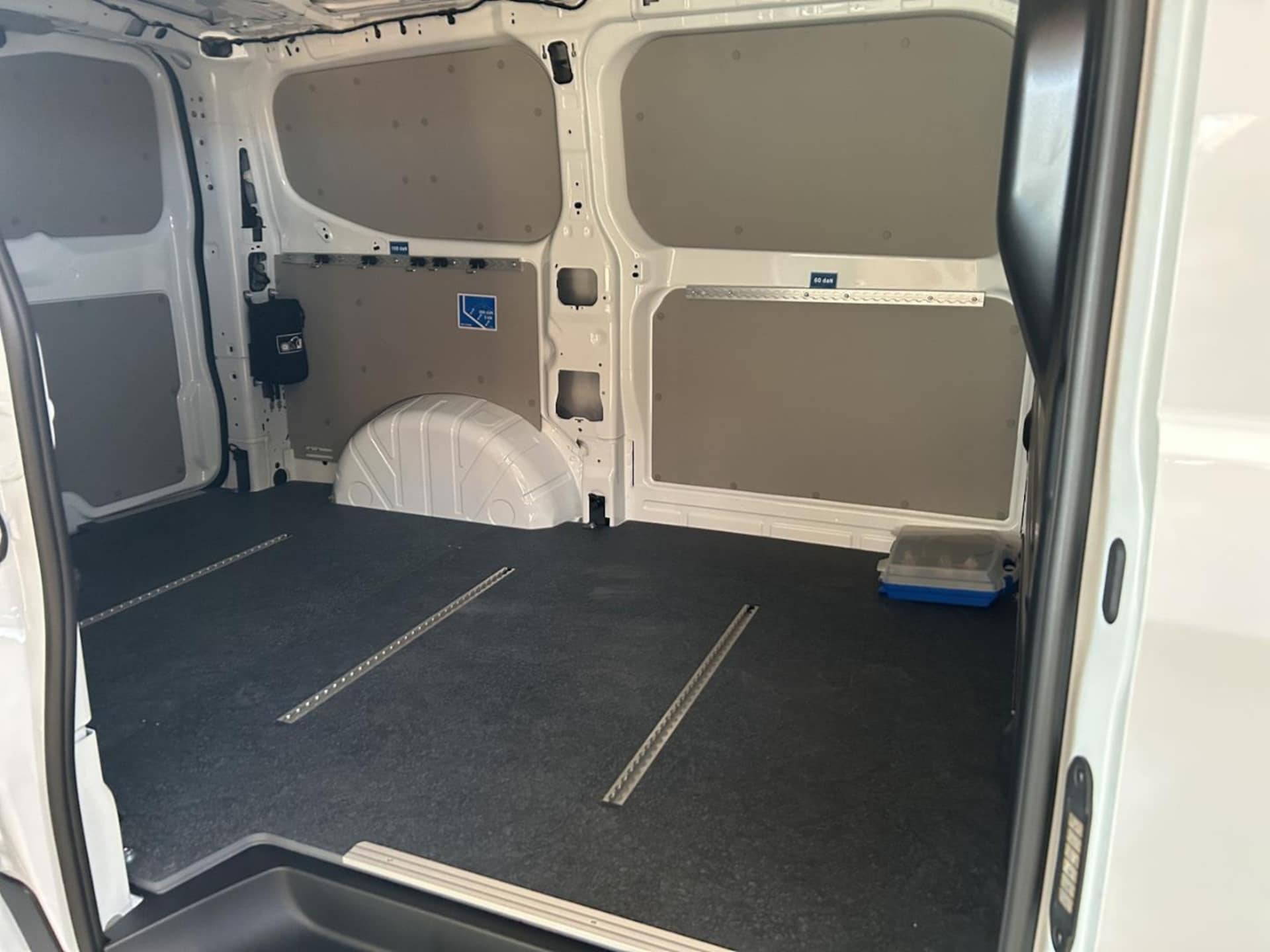 Volkswagen Transporter Kasten kurzer Radstand