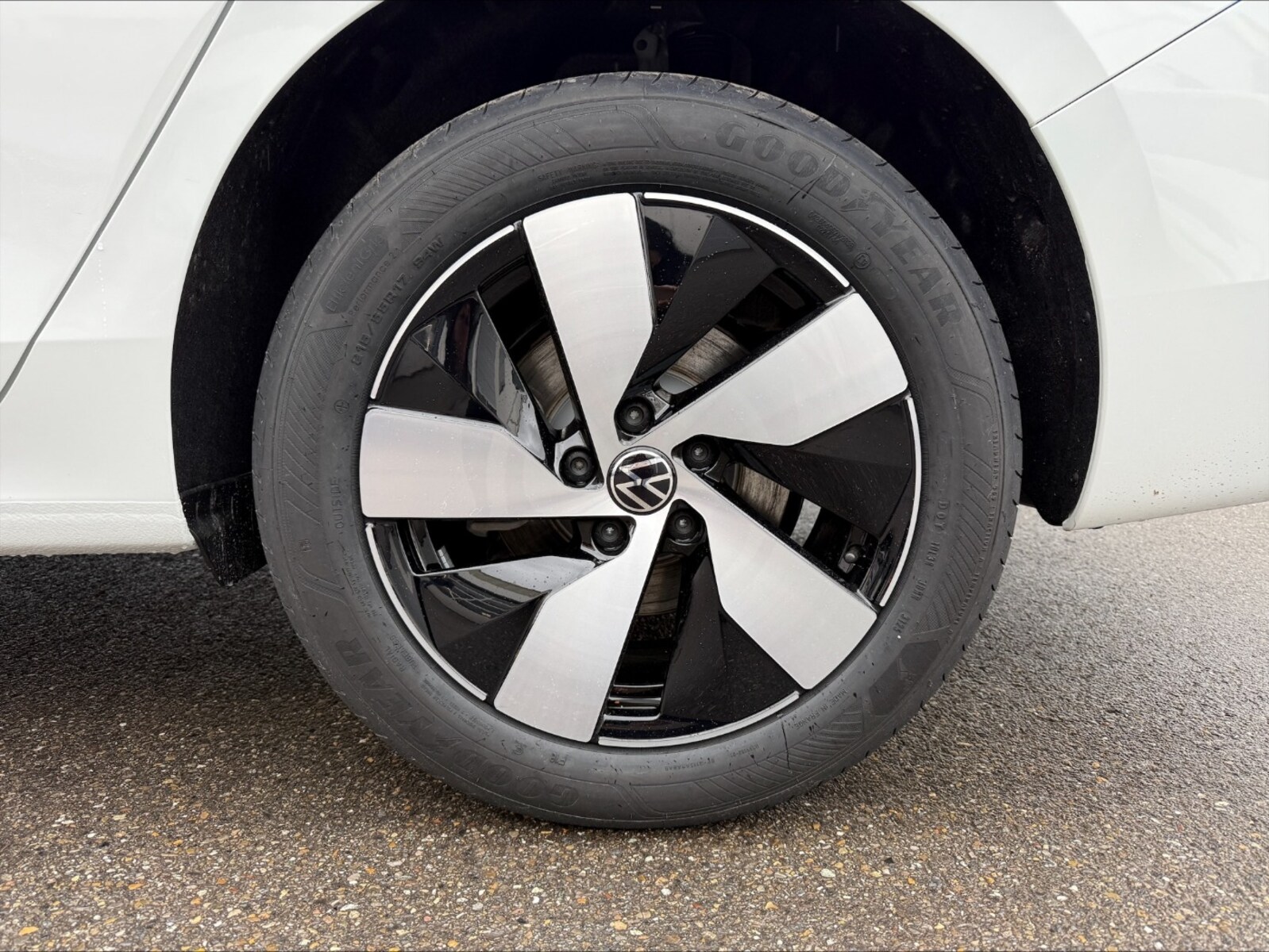 Volkswagen Passat – Bild 10