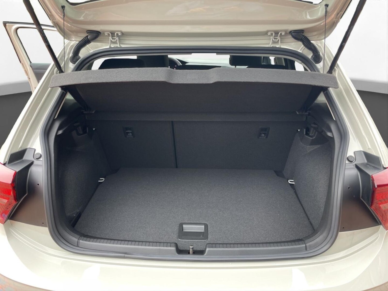 Volkswagen Polo – Bild 11