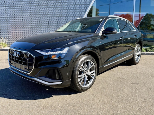 Photo of 2023 Audi Q8