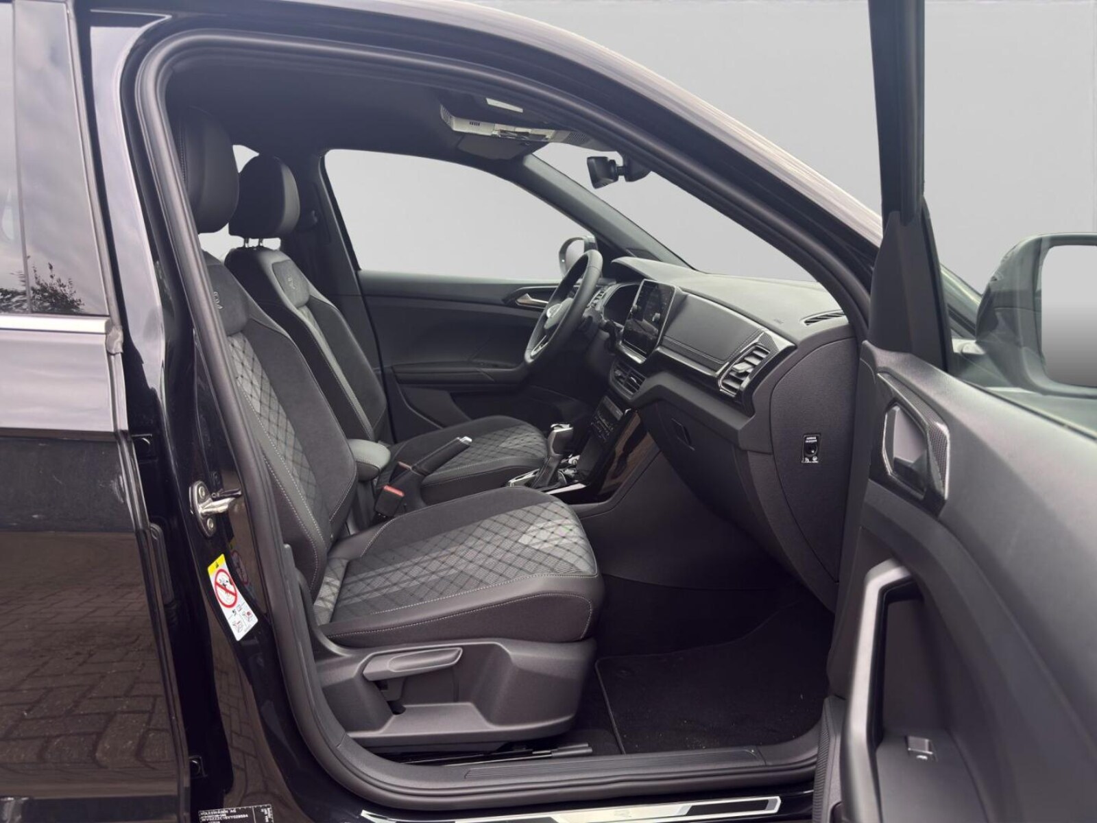 Volkswagen T-Cross – Bild 11