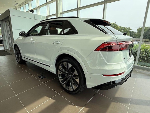 2025 Audi Q8