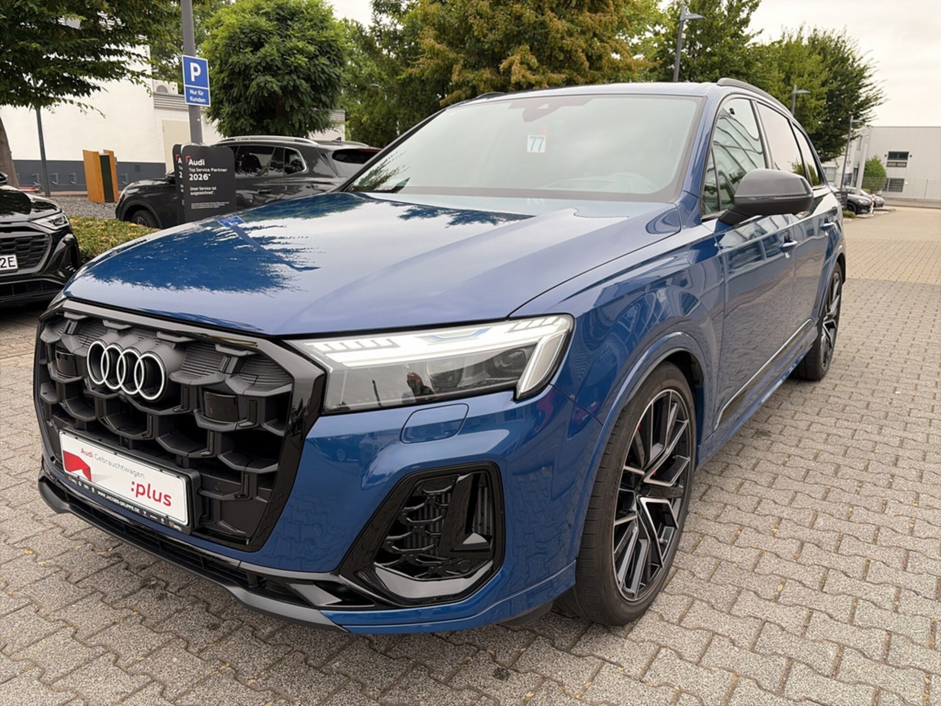 Audi SQ7 SUV
