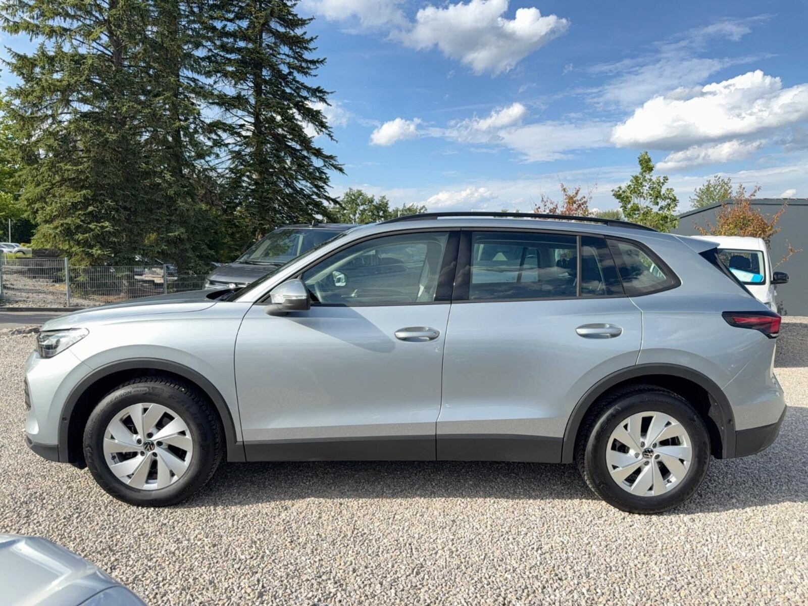 Volkswagen Tiguan – Bild 3