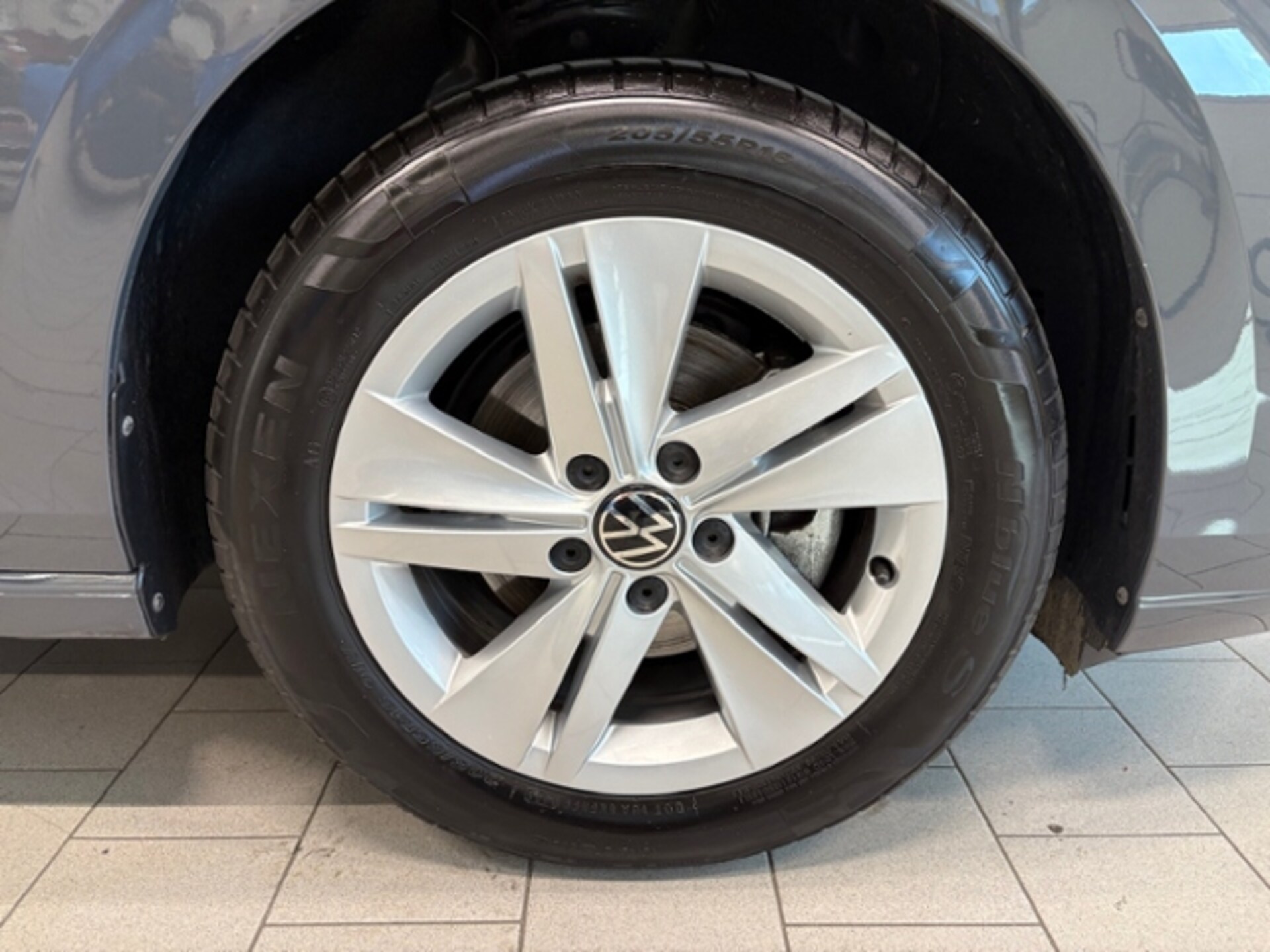 Volkswagen Golf Variant Life