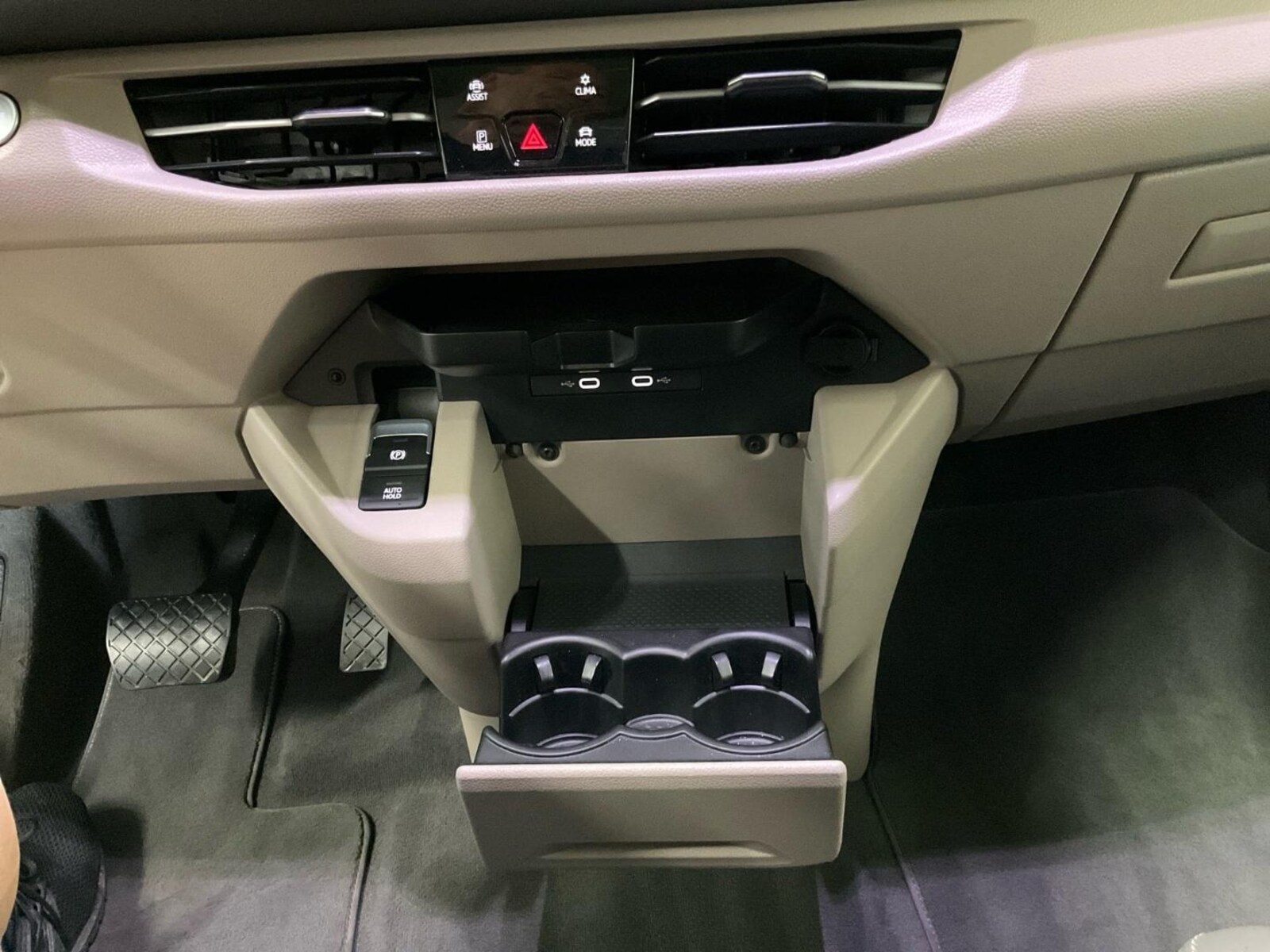 Volkswagen Multivan – Bild 15