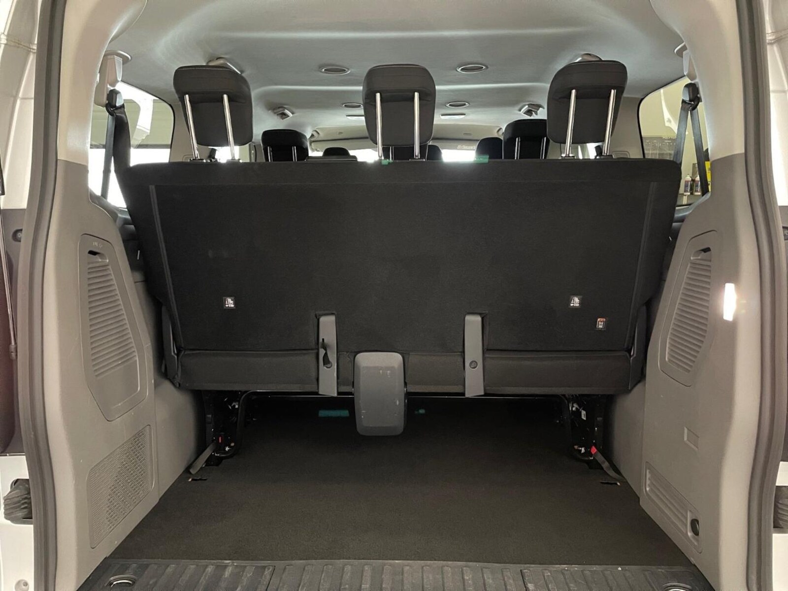Volkswagen Caravelle – Bild 15