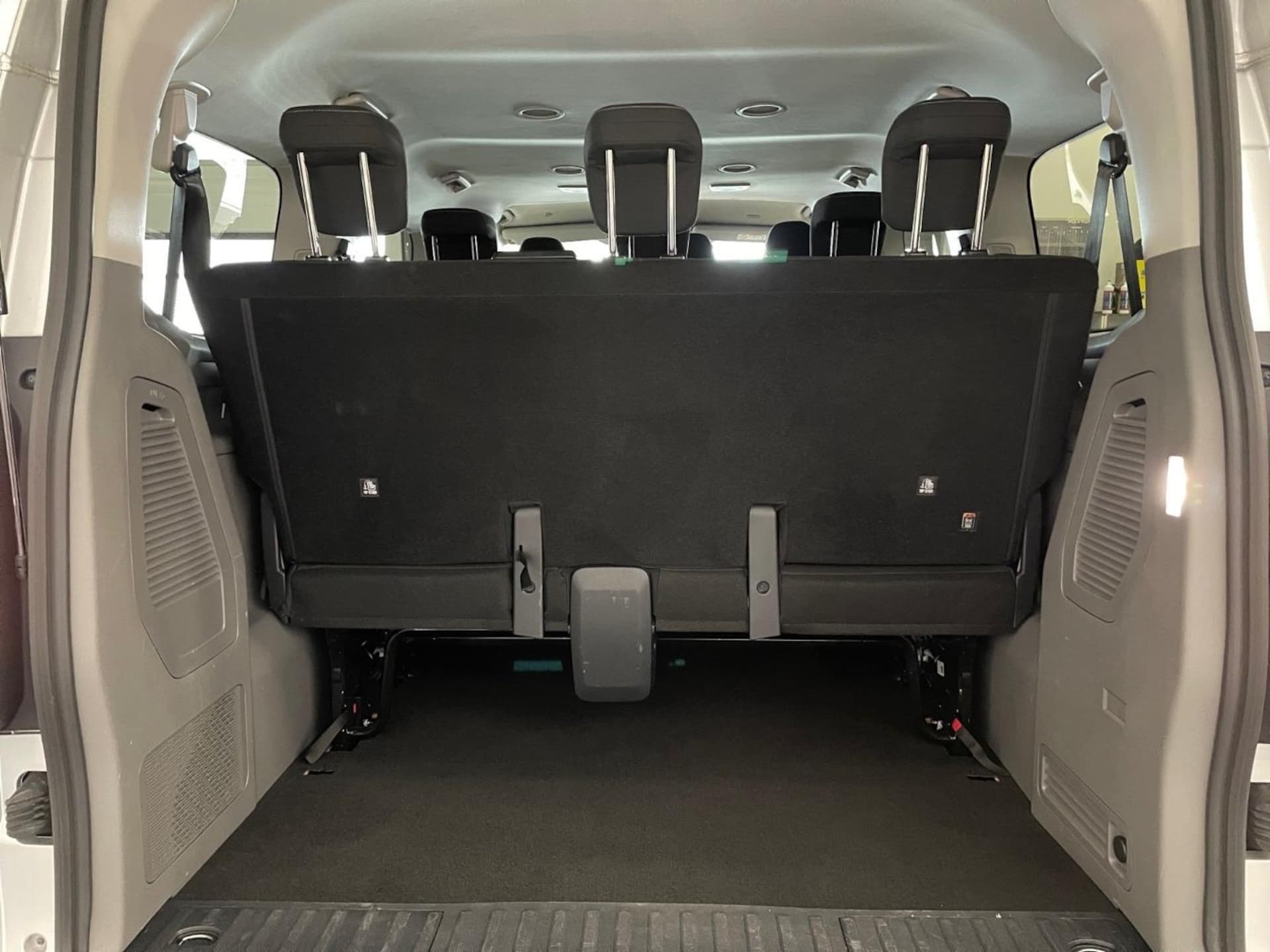 Volkswagen Caravelle Life