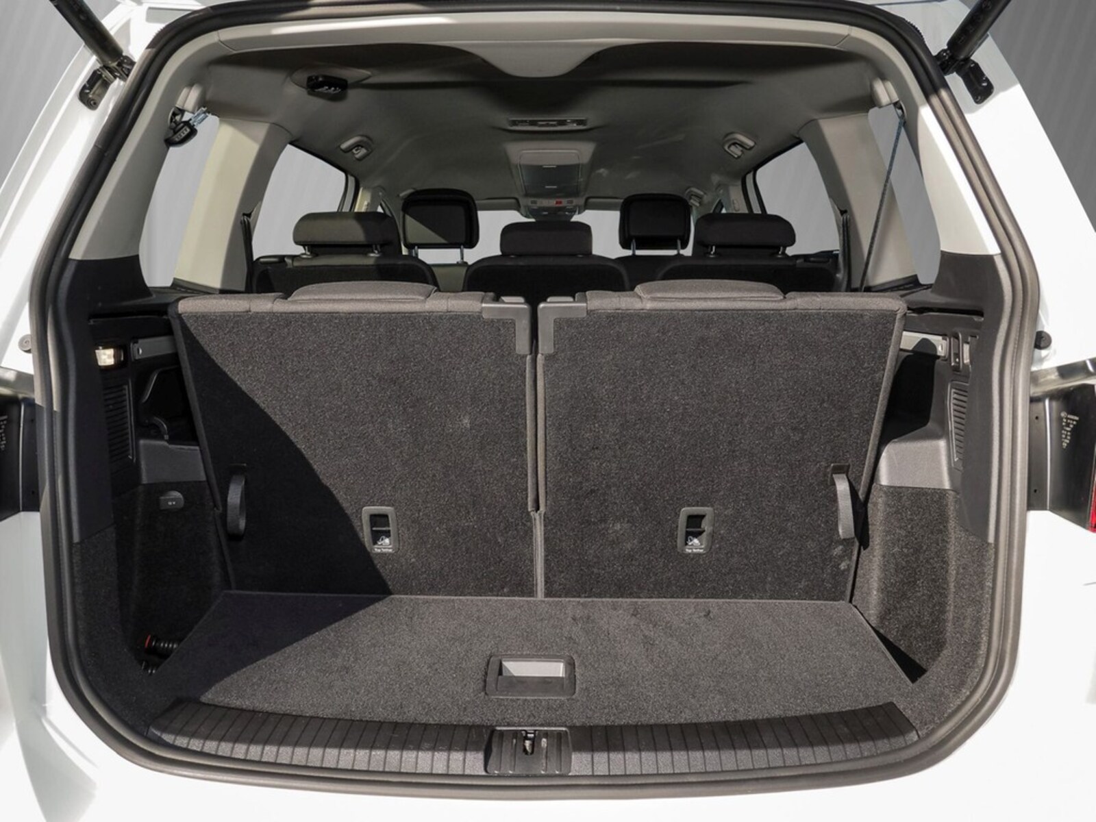 Volkswagen Touran – Bild 6