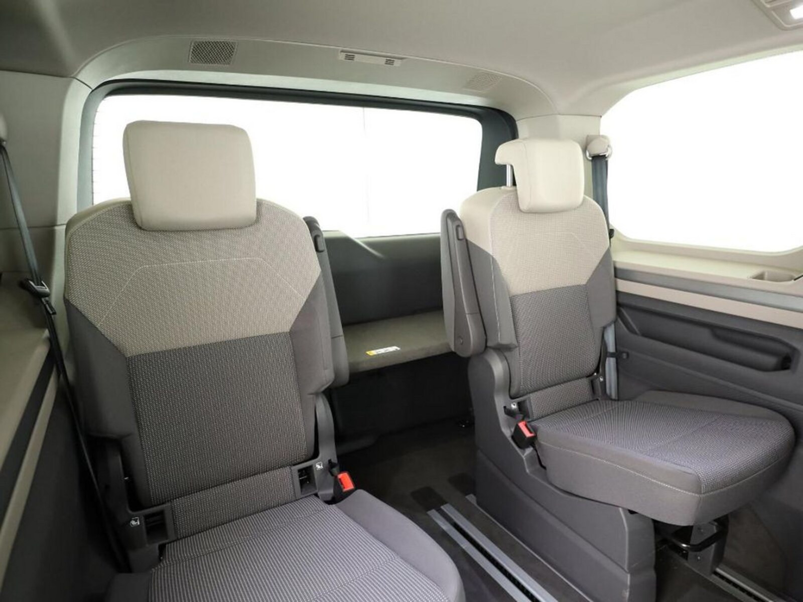 Volkswagen Multivan – Bild 11