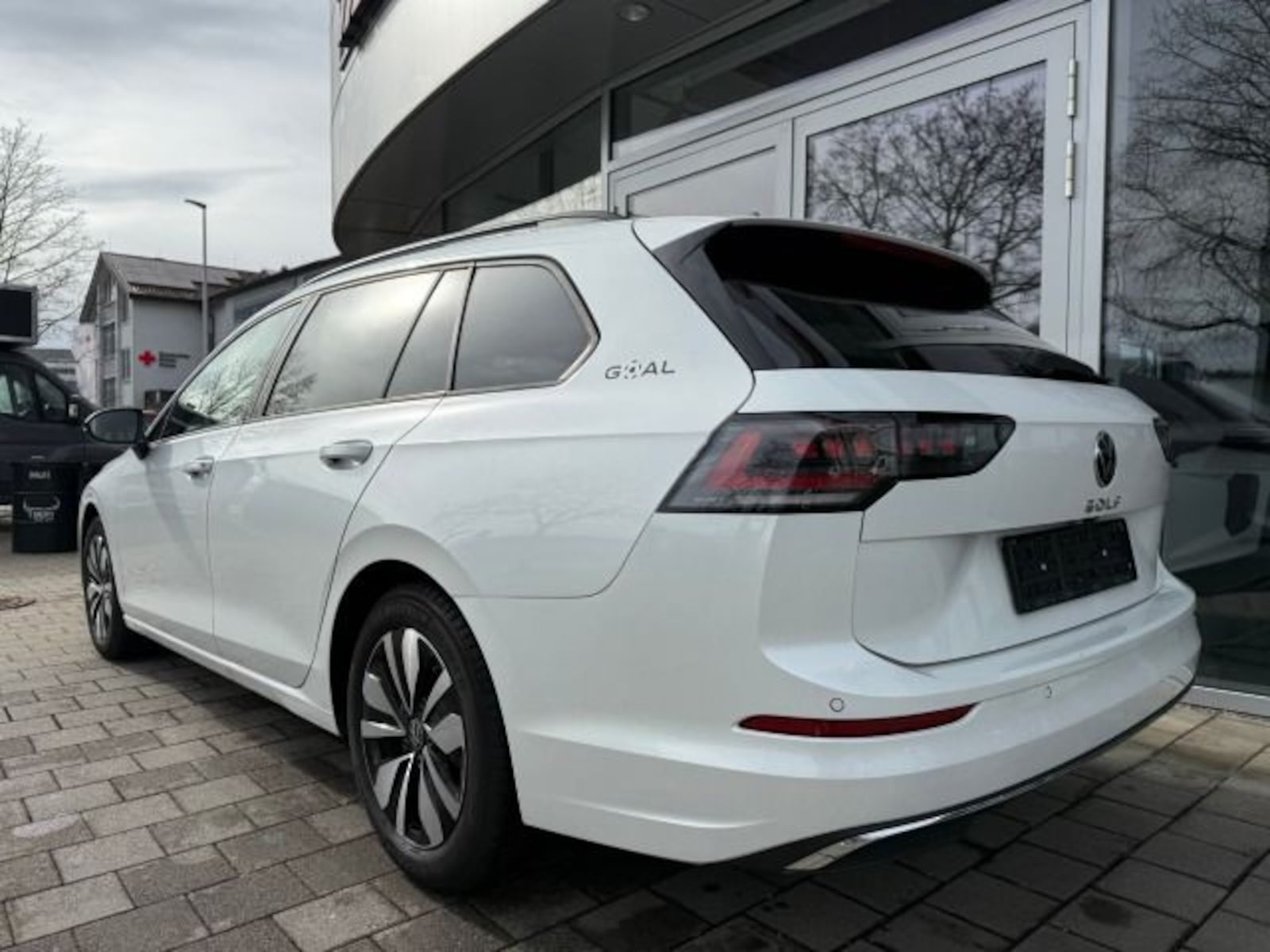 Volkswagen Golf Variant – Bild 7