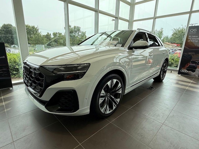2025 Audi Q8