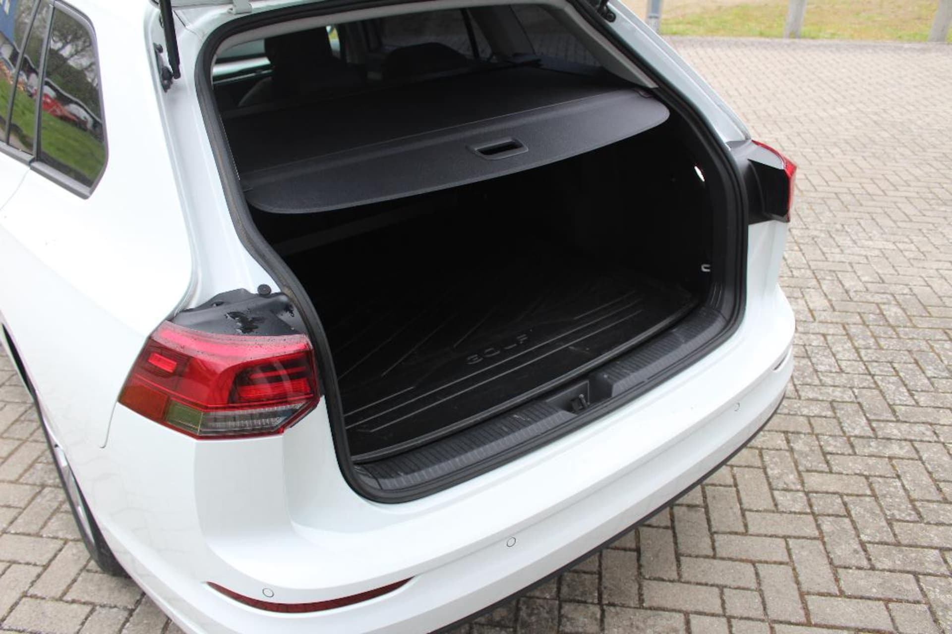 Volkswagen Golf Variant Life