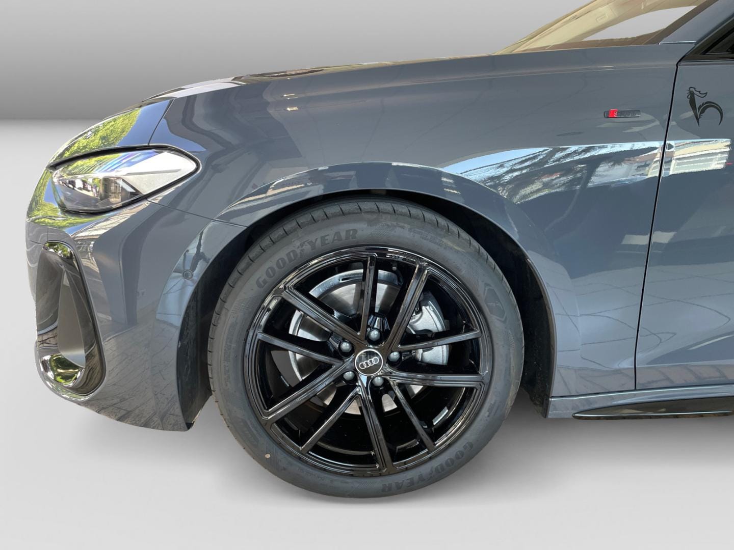 Bild über Audi A5 Avant TFSI 150 kW S tronic - für weitere Informationen kontaktieren Sie den Audi Partner