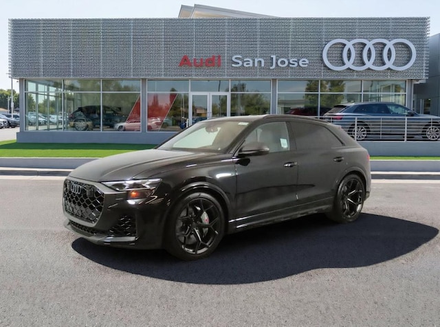 2026 Audi RS Q8 SUV performance