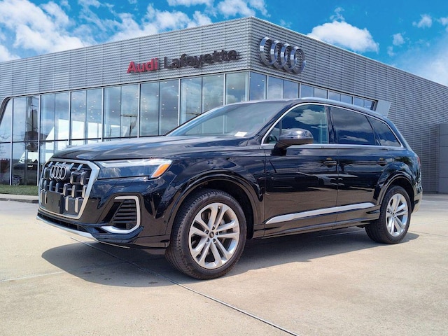 Photo of 2025 Audi Q7