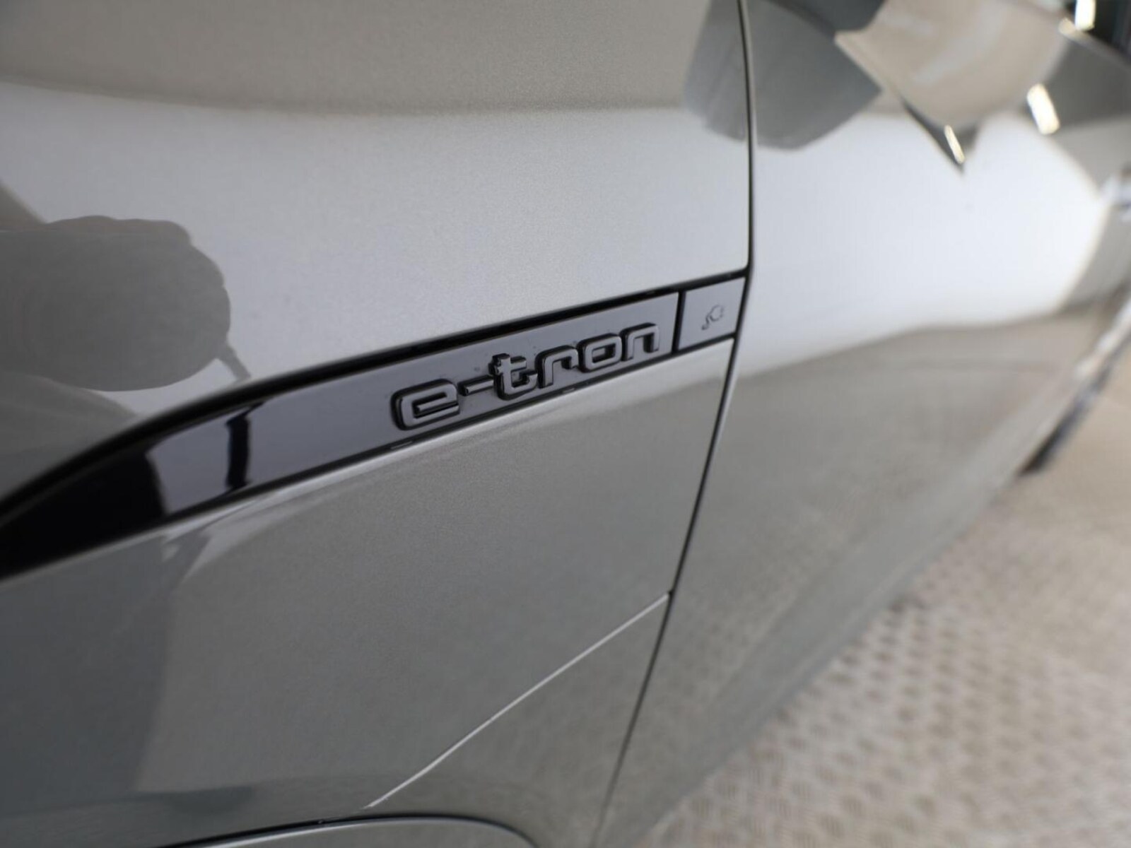 Audi Q8 e-tron – Bild 9