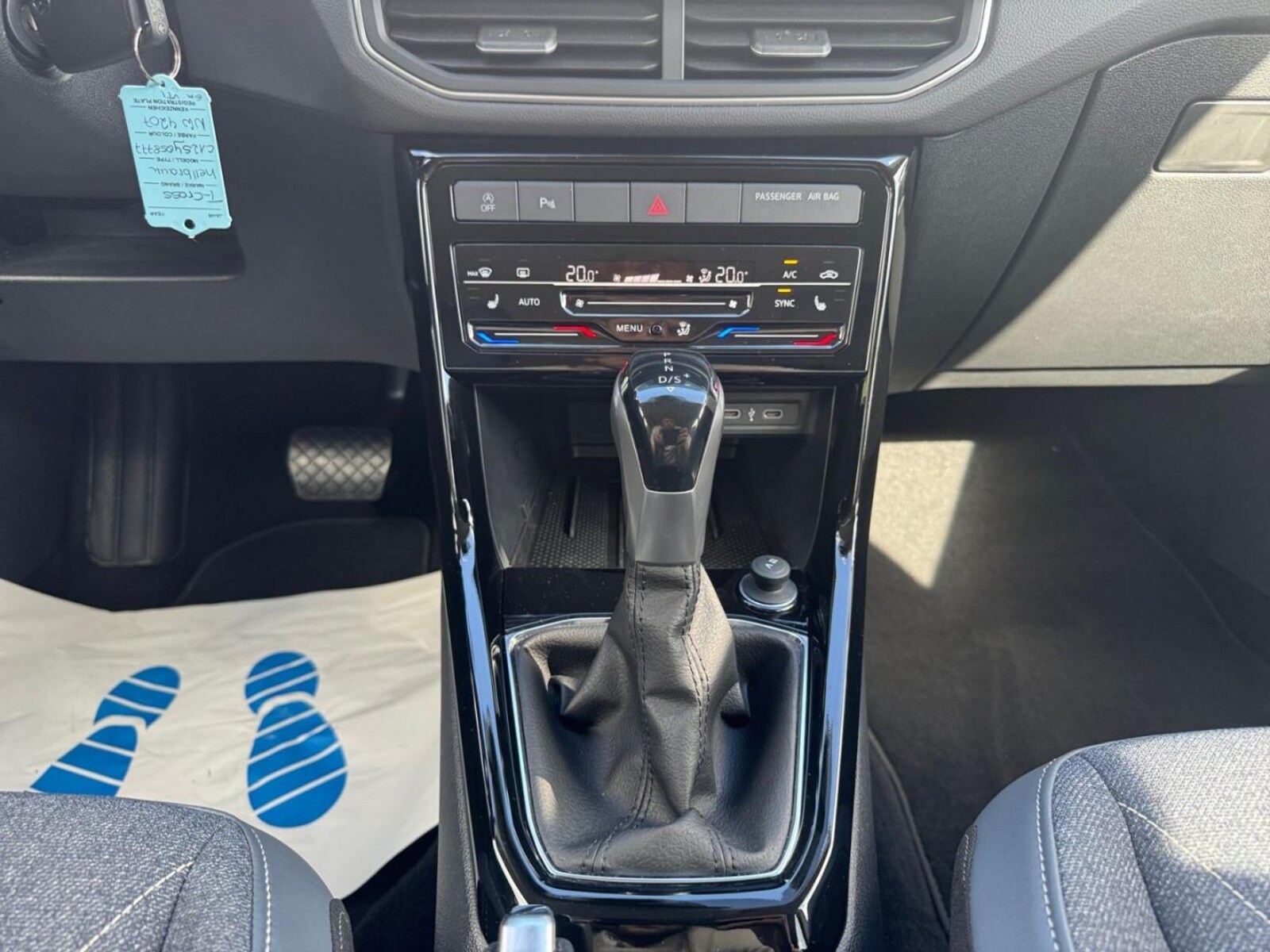 Volkswagen T-Cross – Bild 8