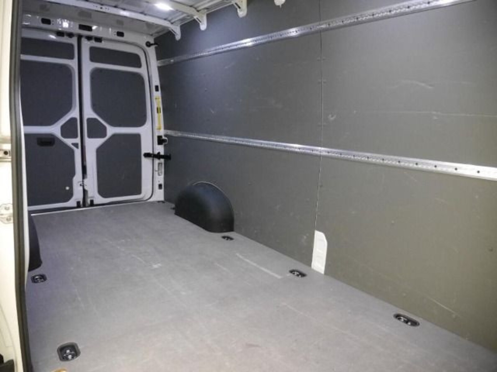 Volkswagen Crafter Kasten langer Radstand – Bild 5