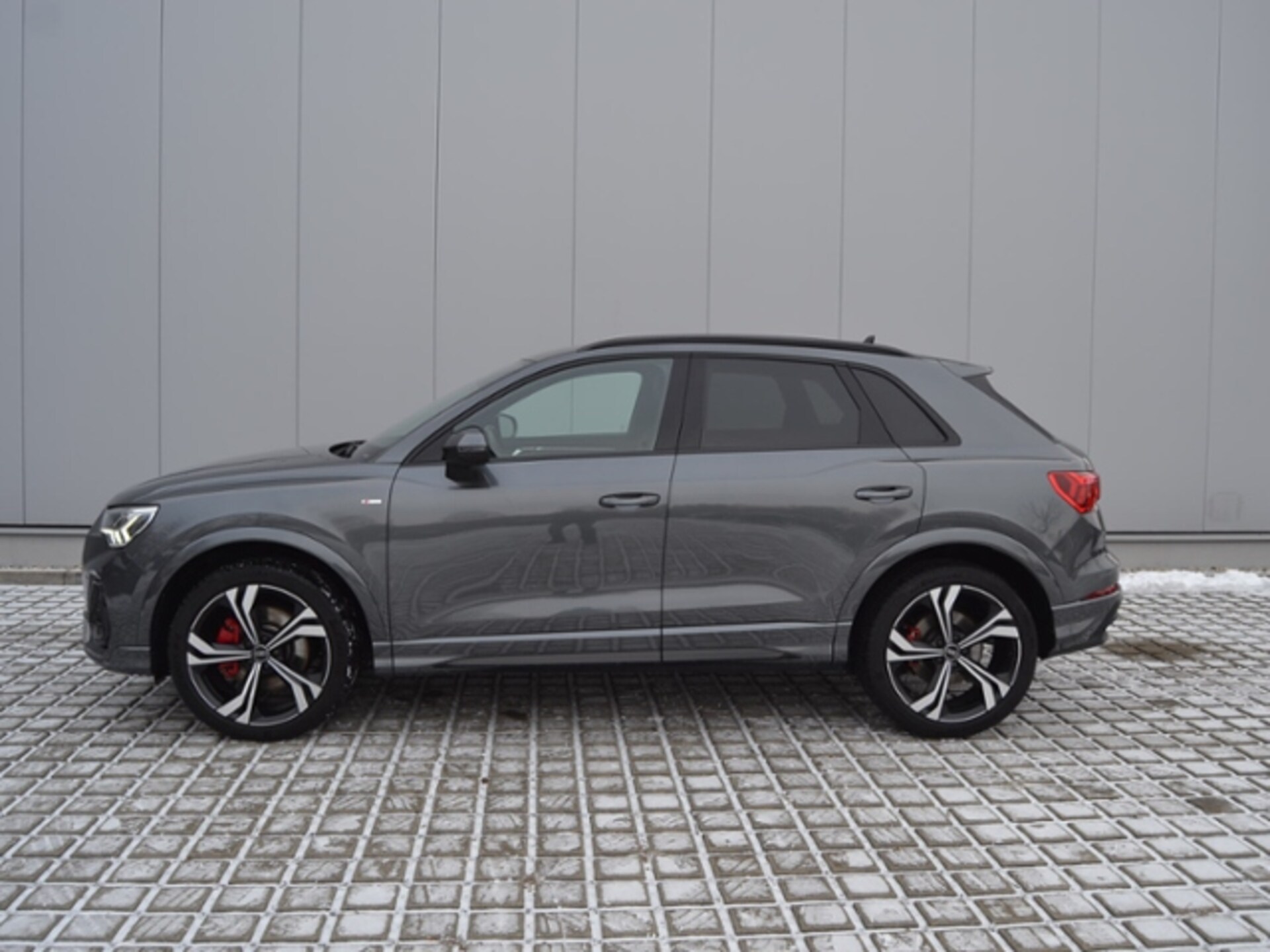 Audi Q3 SUV S line