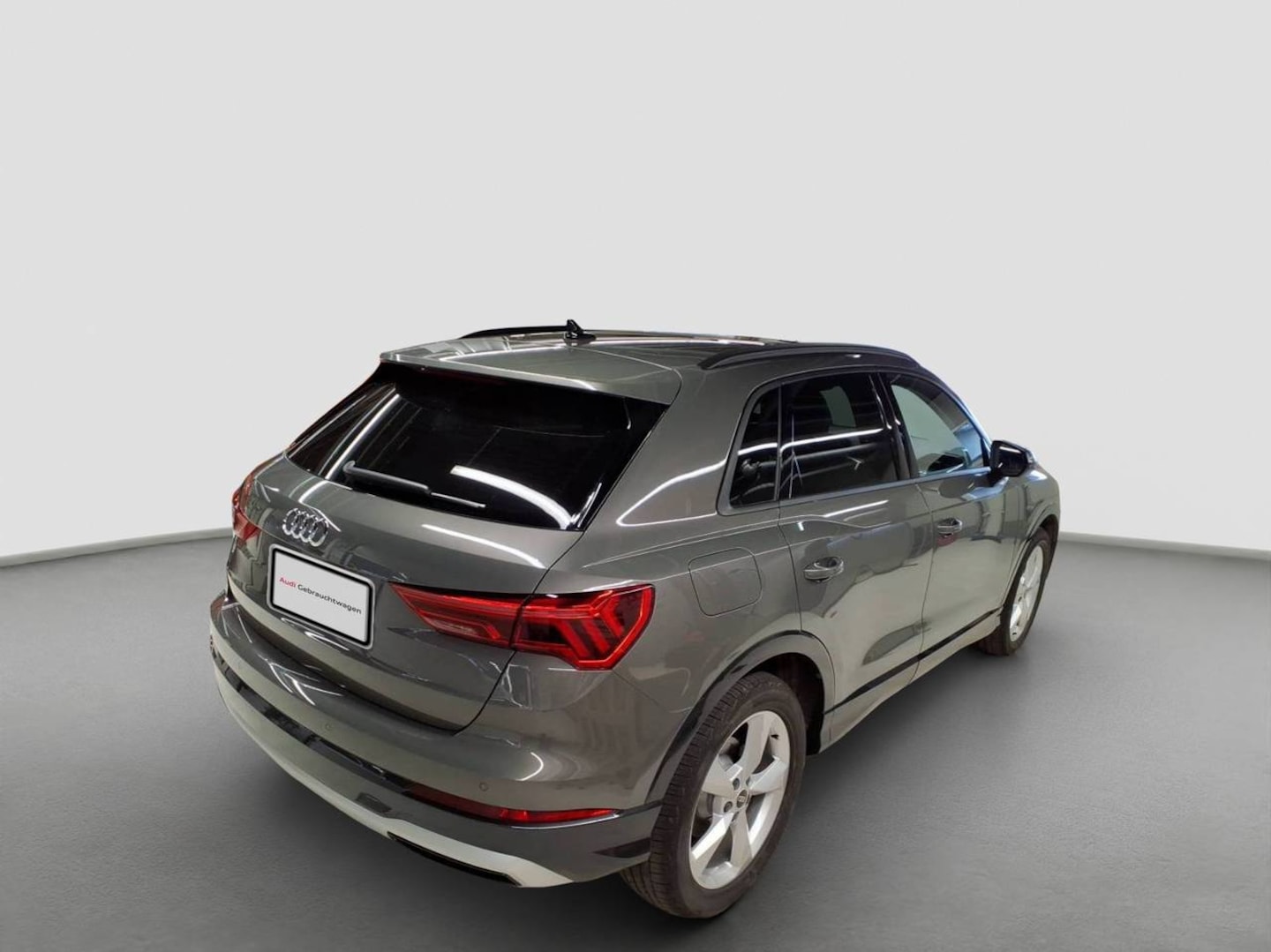 Bild über Audi Q3 TFSI 110 kW S tronic - für weitere Informationen kontaktieren Sie den Audi Partner