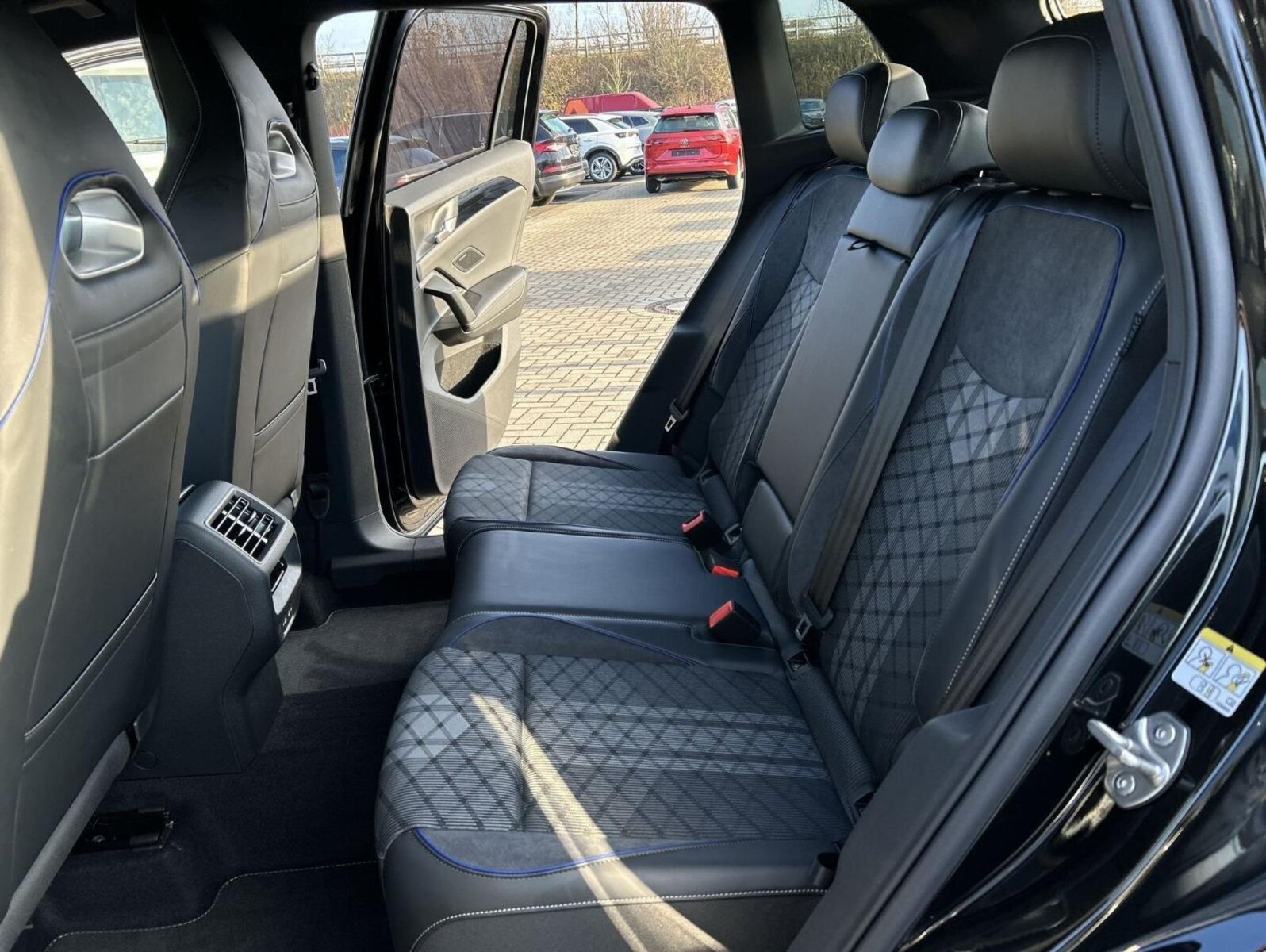 Volkswagen Tiguan – Bild 9