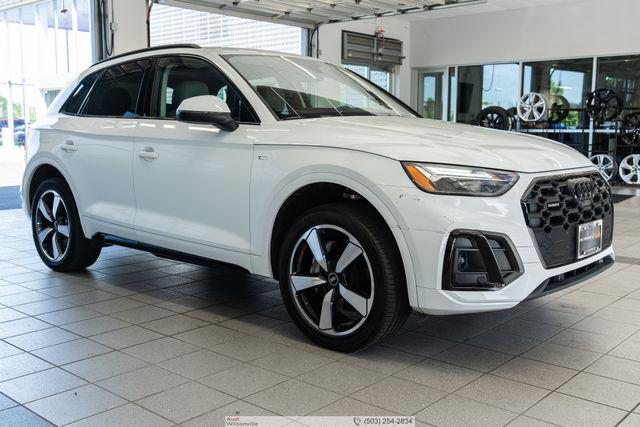 2023 Audi Q5 45 Premium Plus's photo