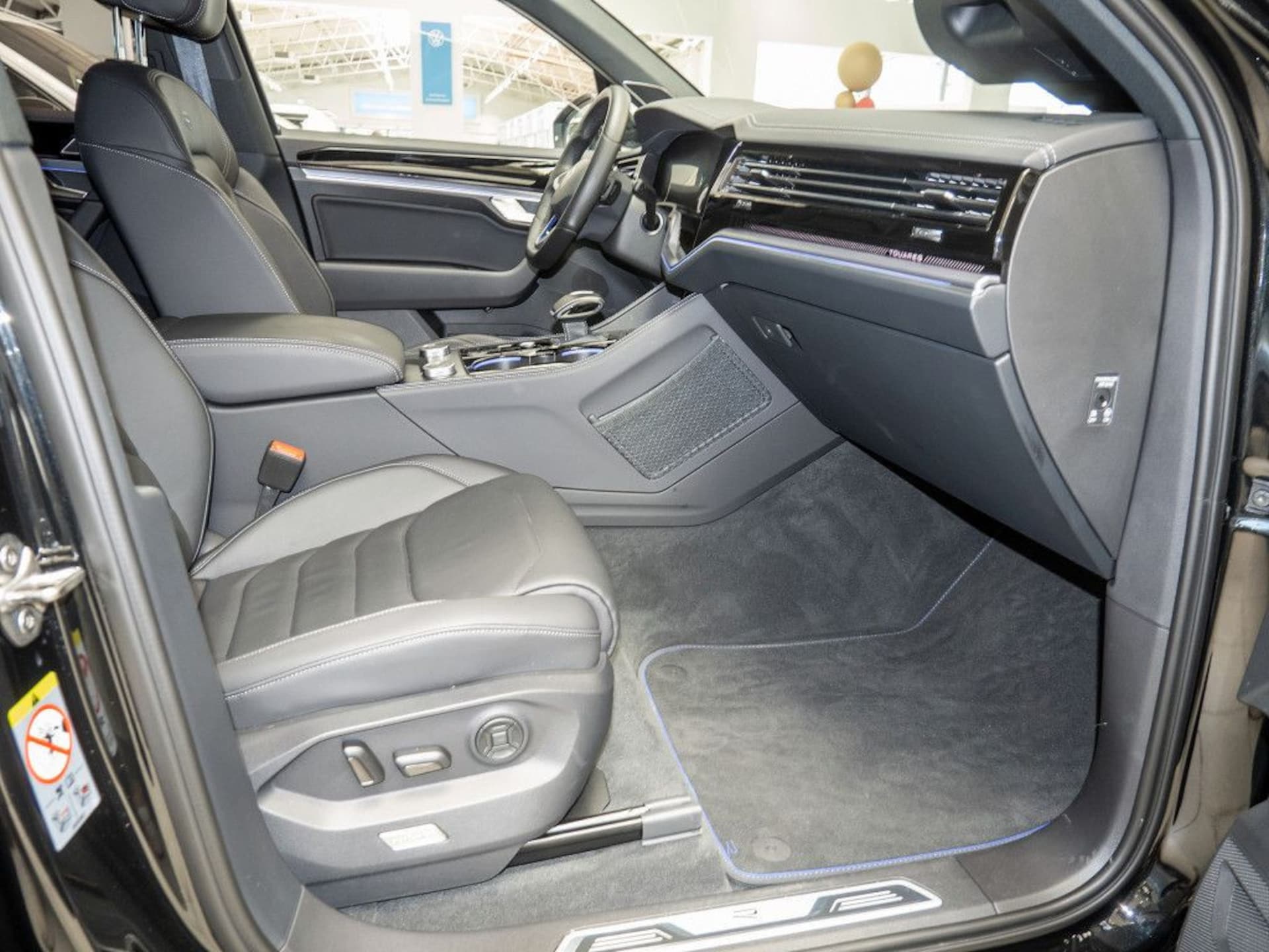 Volkswagen Touareg R
