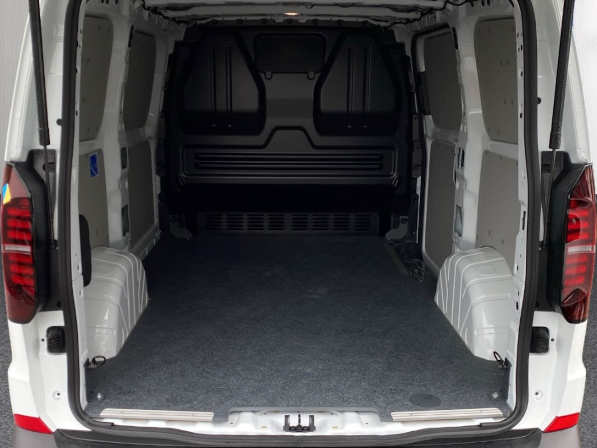Volkswagen Transporter Kasten kurzer Radstand